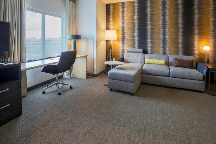 Room 26 of 45