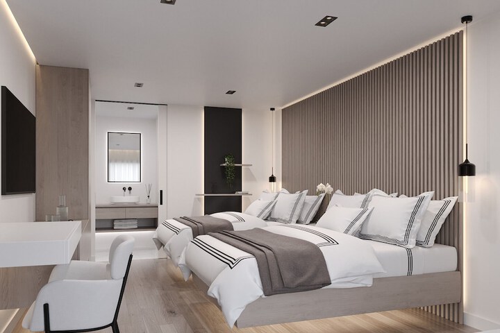 Room 12 of 18