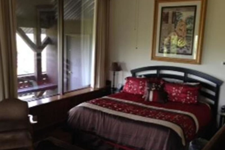 Room 77 of 83
