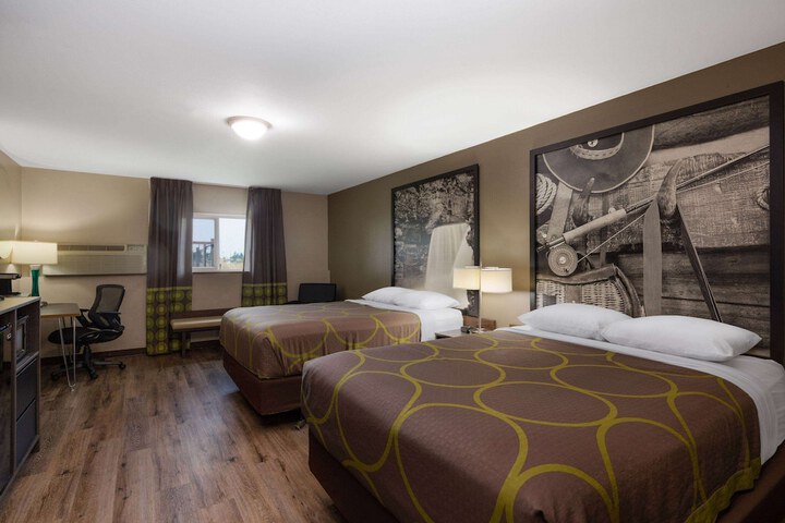 Super 8 by Wyndham Belgrade / Bozeman Airport