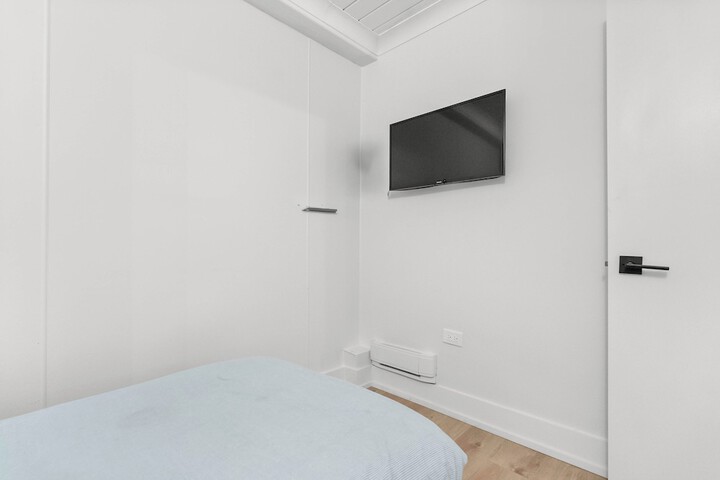 Room 28 of 30