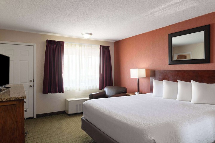 Ramada by Wyndham Elko Hotel at Stockmens Casino