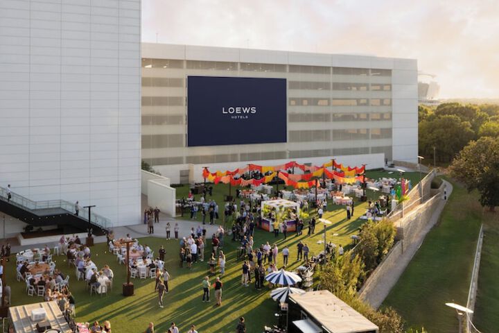 Loews Arlington