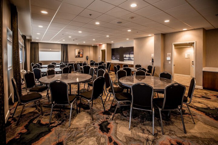 Hotel Indigo Harrisburg - Hershey by IHG