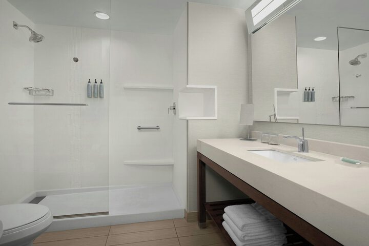 Courtyard by Marriott Atlanta Kennesaw