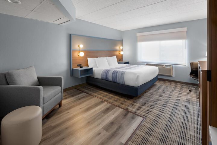 AmericInn by Wyndham Chippewa Falls