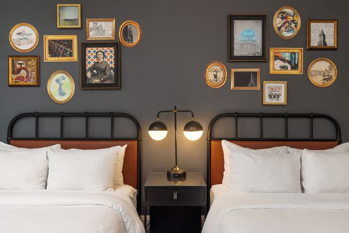 Room 15 of 60