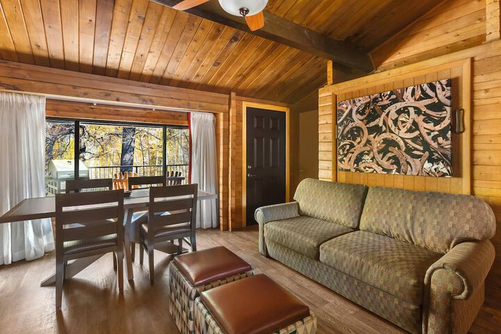 Kohls Ranch Lodge