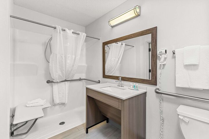 Comfort Inn Painesville - Concord
