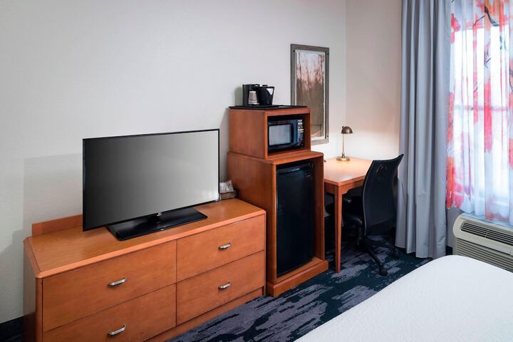 Fairfield Inn & Suites by Marriott Orlando at SeaWorld