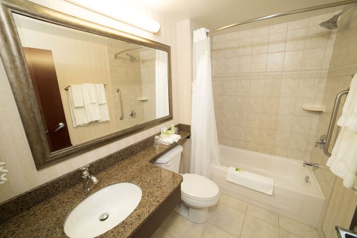 Room 20 of 65