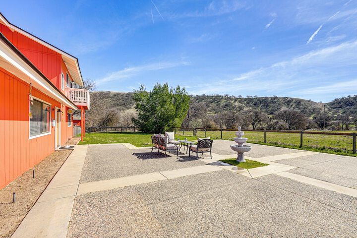Pleasant Valley Wine Trail Home - Near Paso Robles