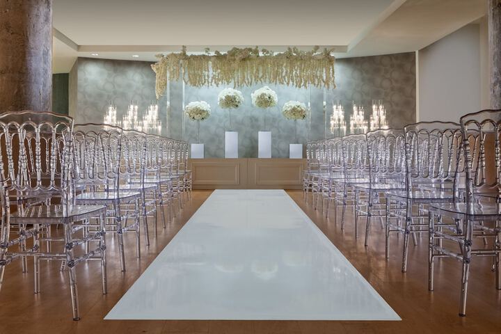Ballroom/Hall 38 of 42