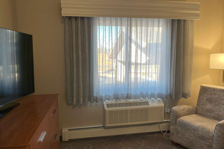 Room 26 of 62