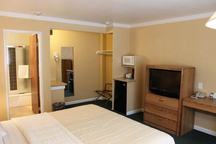 Room 40 of 43