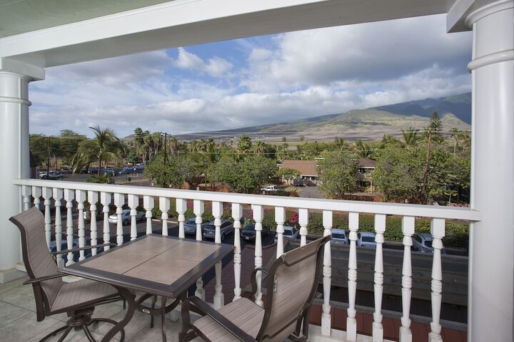 Lahaina Shores
