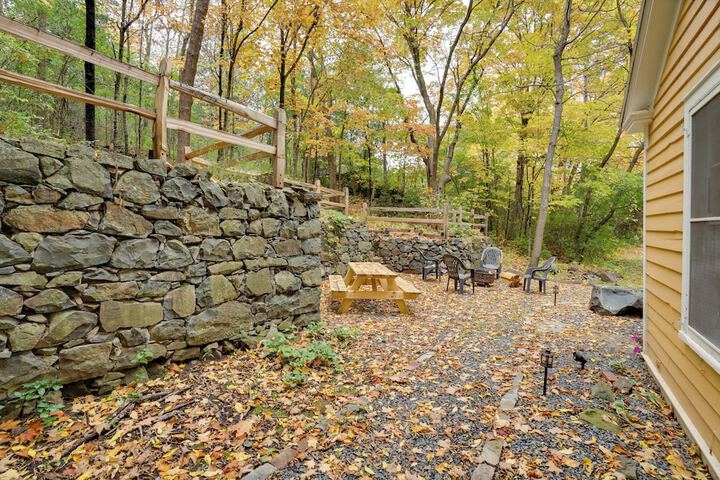 Historic Home in Taylors Falls w / Patio & Fire Pit