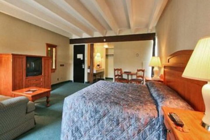 Room 16 of 24