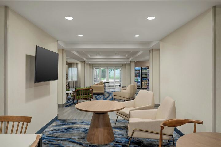 Fairfield Inn & Suites by Marriott Bloomington