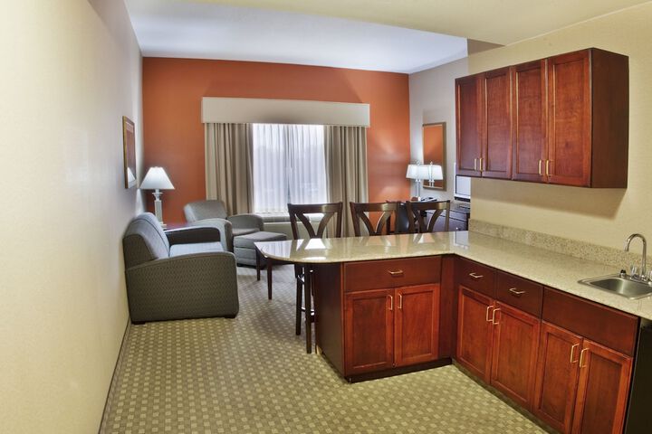Room 18 of 38