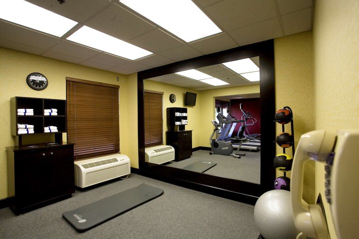 Hampton Inn Atlanta - Newnan
