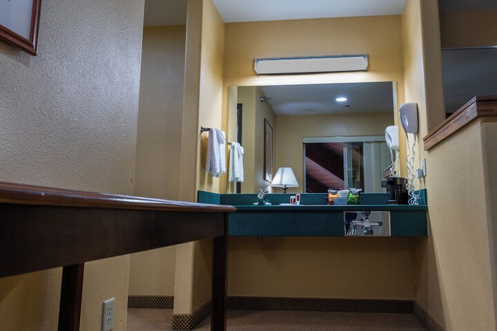 Room 85 of 112