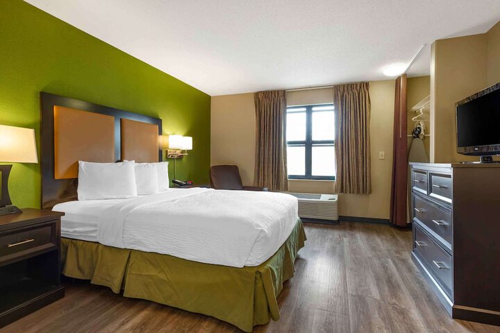 Room 21 of 26