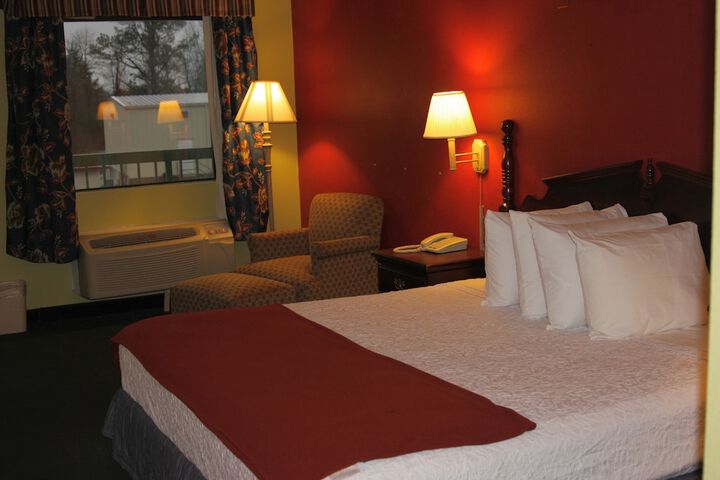 Northeast College Inn