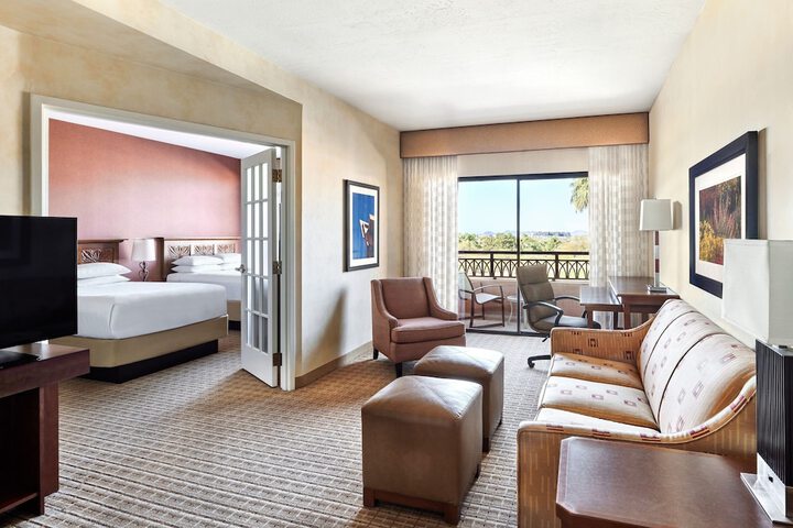 Room 21 of 72
