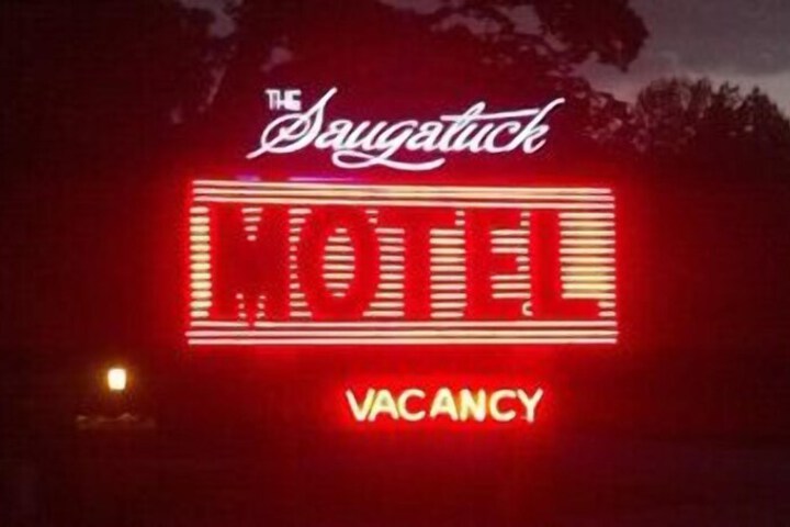 Hotel 3 of 25