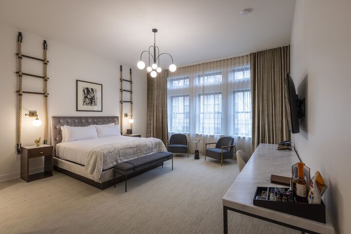 Room 26 of 110