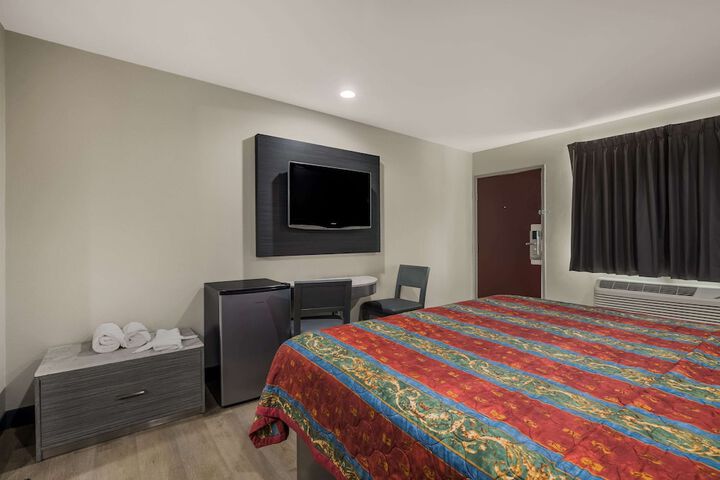Room 20 of 26