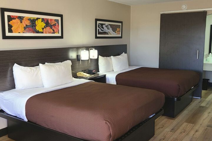 Room 7 of 14