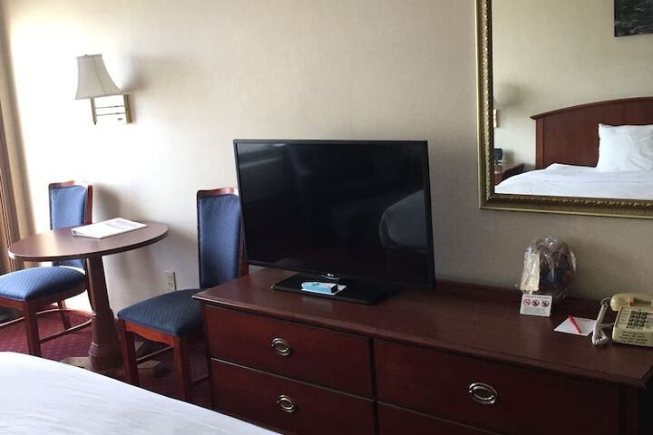 Room 131 of 199