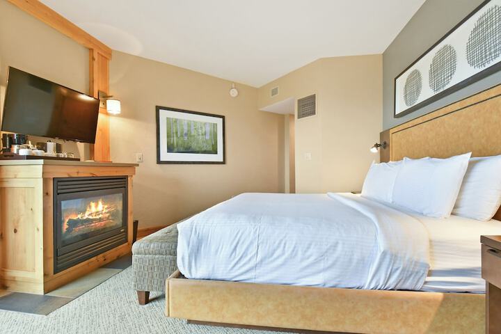 Grand Summit Hotel - Canyons Village a RockResort