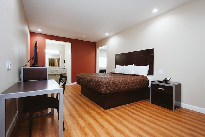 Room 31 of 46