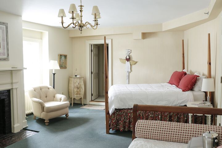 Room 16 of 56