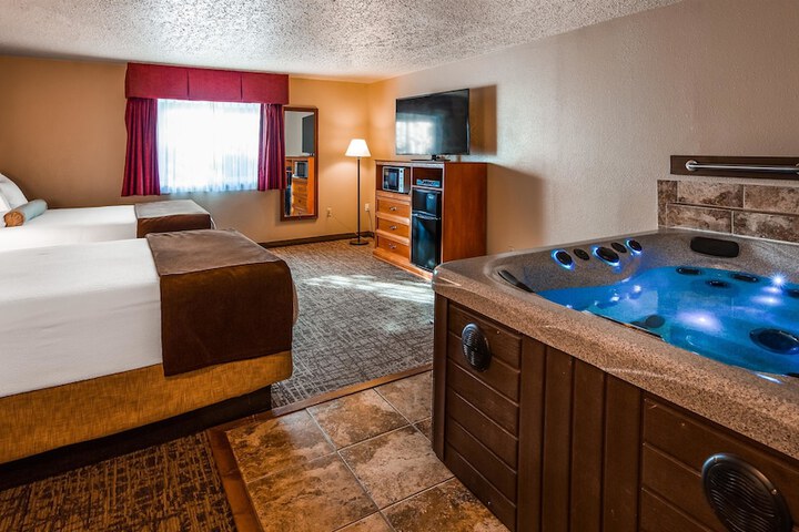 Room 5 of 25