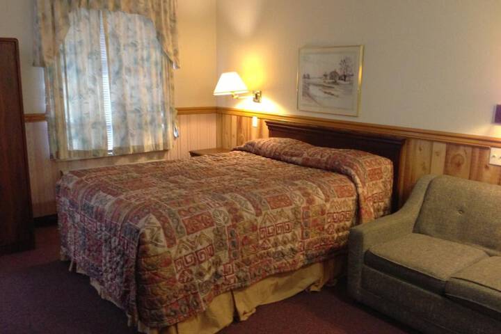 Rainbow Motor Inn