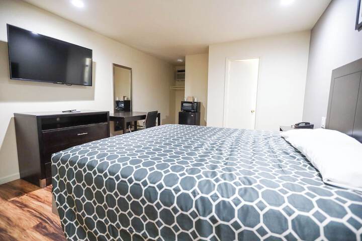 Room 22 of 22