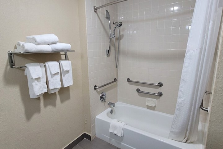 Room 20 of 41