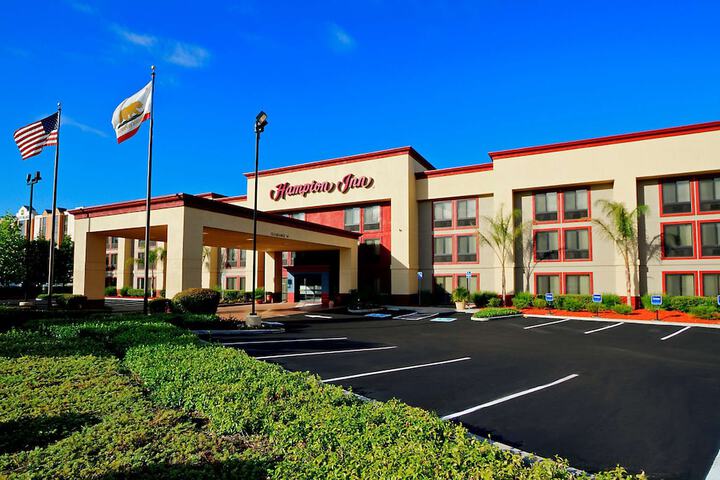 Hotel 2 of 49