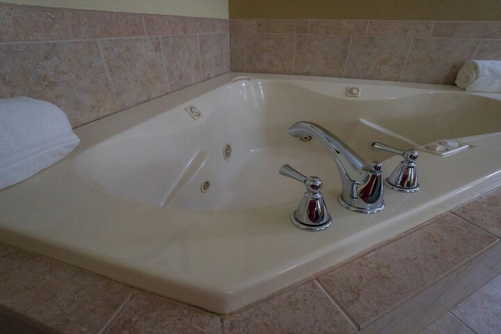 Holiday Inn Express & Suites Pampa by IHG