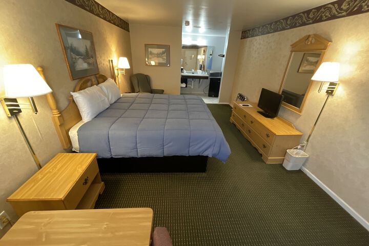 Room 35 of 43