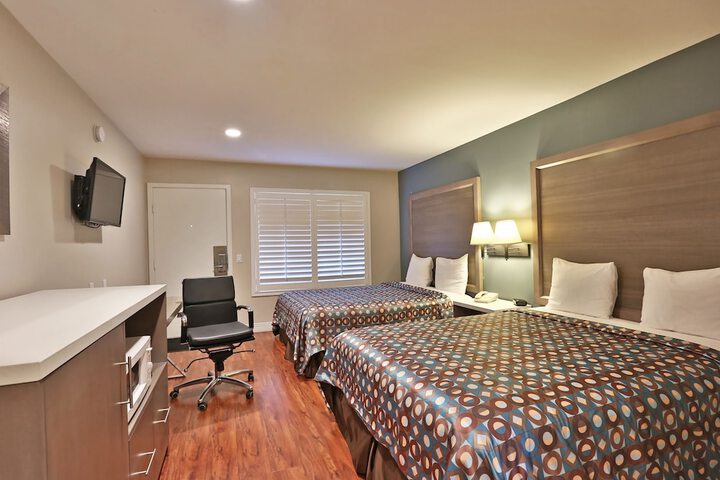 Room 49 of 81