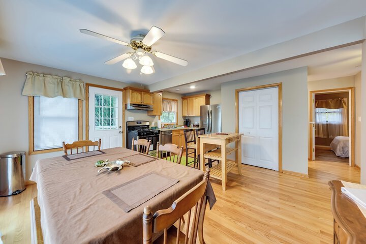 Salem Vacation Home w / Dock: Steps to Paddock Lake