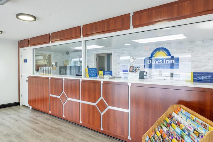 Days Inn by Wyndham Port Charlotte / Punta Gorda