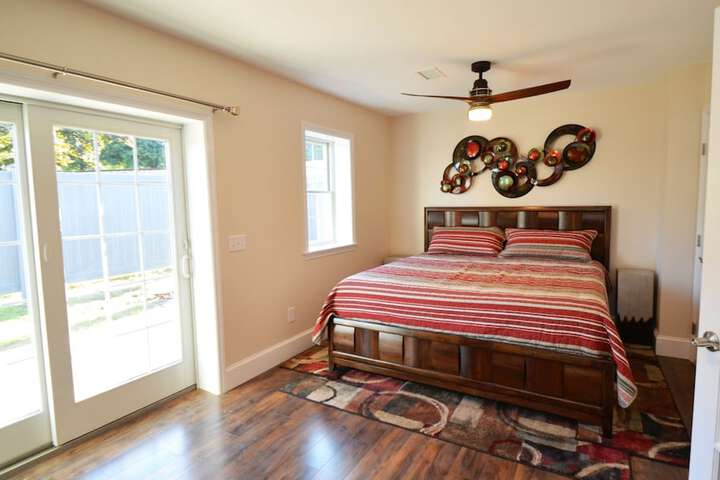 Waters Edge B & B Resort