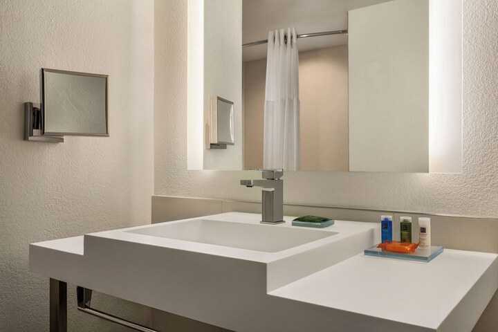 Radisson Hotel Sunnyvale – Silicon Valley