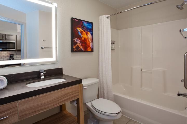 Room 19 of 32